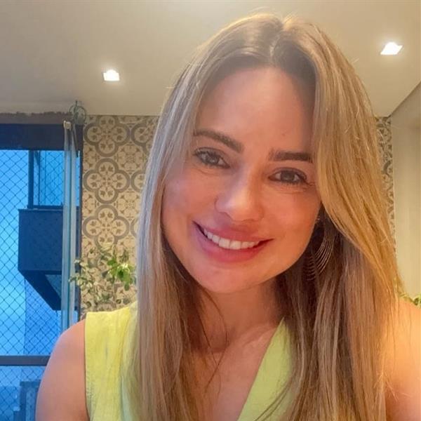 SAMANTHA